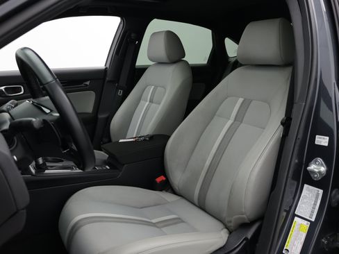 Used 2025 Honda Civic Sport image 18