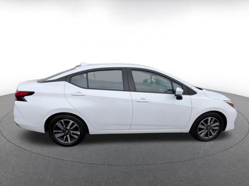 Used 2025 Nissan Versa SV FWD image 15