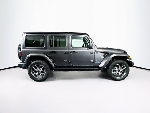 Used 2024 Jeep Wrangler Sport S AWD/4WD image 10