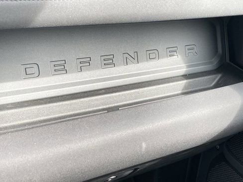 Used 2023 Land Rover Defender 110 X-Dynamic SE AWD/4WD image 29