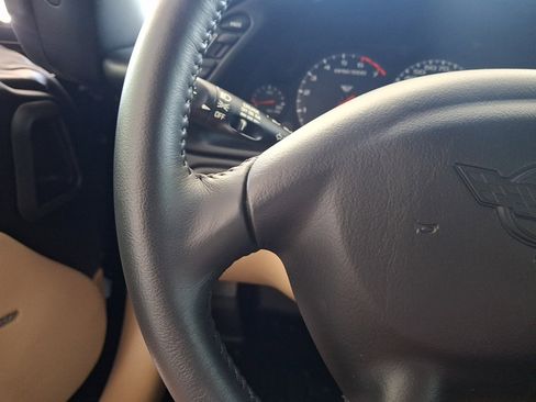 Used 2004 Chevrolet Corvette Convertible w/ Preferred Equipment Group image 20