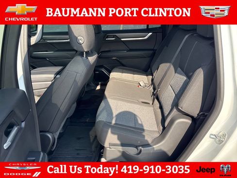 Used 2025 GMC Acadia Elevation w/ LPO, Floor Liner Package FWD image 25