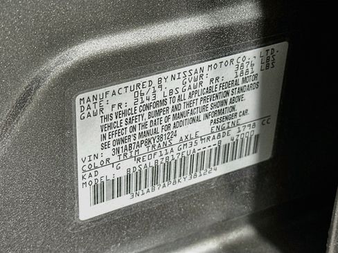 Used 2019 Nissan Sentra S FWD image 12