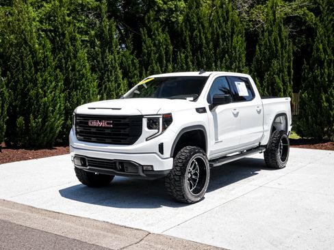 Used 2024 GMC Sierra 1500 Elevation AWD/4WD image 5