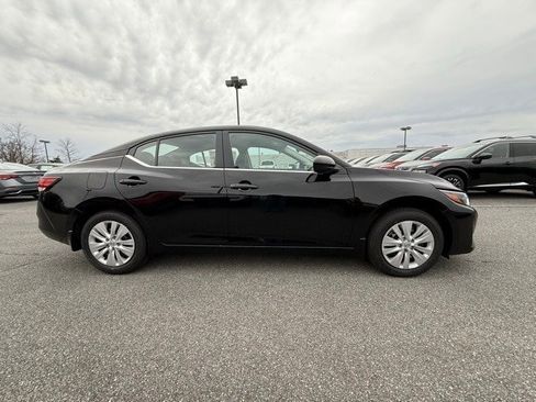 New 2025 Nissan Sentra S image 4