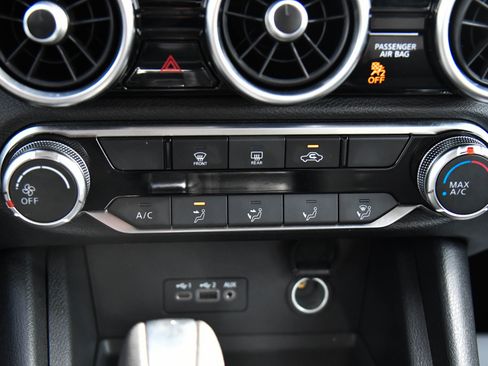 Used 2023 Nissan Sentra SV image 22