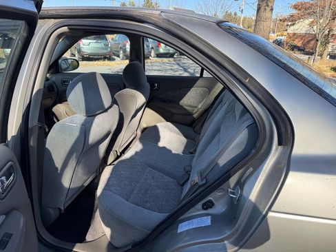Used 2000 Nissan Sentra GXE image 12