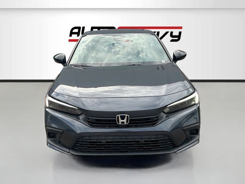 Used 2025 Honda Civic Sport image 2
