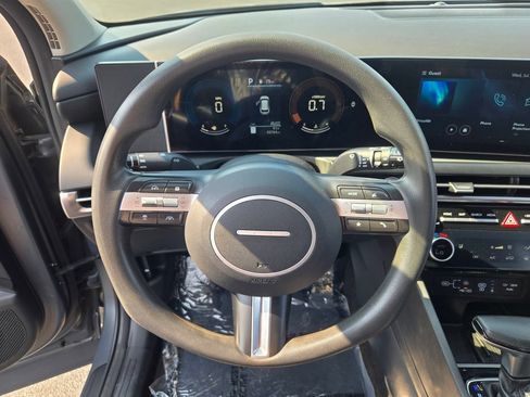 Used 2025 Hyundai Tucson SEL AWD/4WD image 42