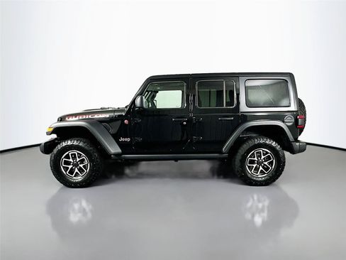 Used 2026 Jeep Wrangler Unlimited Rubicon AWD/4WD image 8