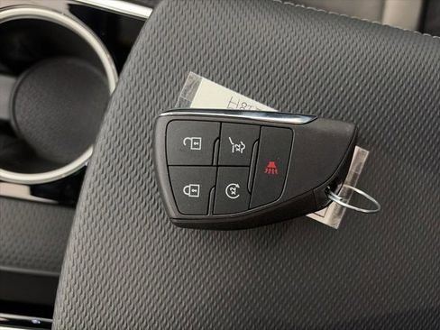 New 2026 Chevrolet Equinox LT w/ Convenience Package II image 22