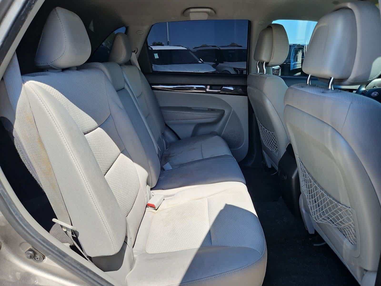 Used 2011 Kia Sorento 2WD w/ Convenience Pkg image 19