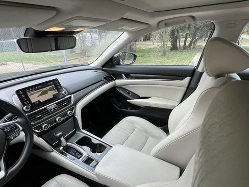 Used 2018 Honda Accord EX-L image 22