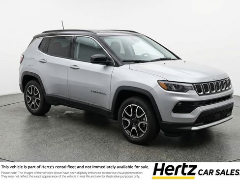 Used 2025 Jeep Compass Trailhawk AWD/4WD image 1
