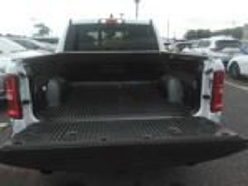 Used 2025 RAM 1500 Laramie AWD/4WD image 12