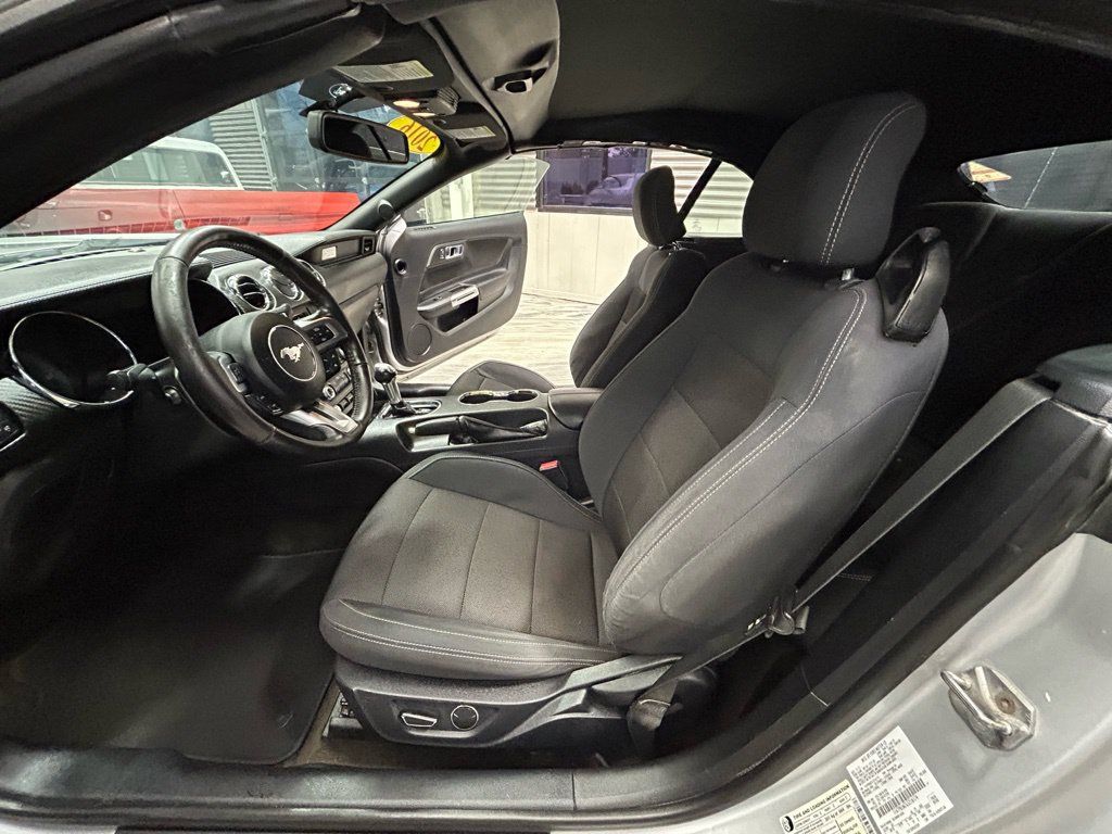 Used 2016 Ford Mustang Convertible w/ Equipment Group 051A RWD image 42