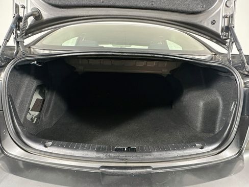 Used 2011 MAZDA MAZDA3 i Touring FWD image 26