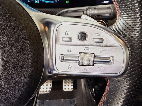 Used 2022 Mercedes-Benz CLA 250 image 15