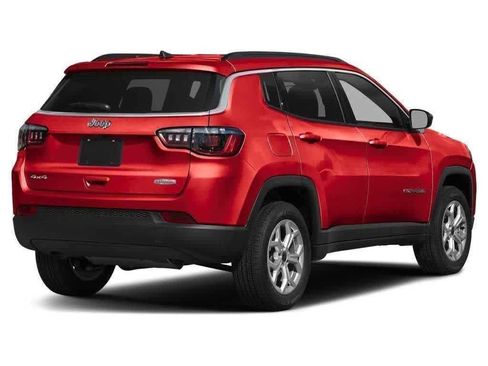 Used 2025 Jeep Compass Limited AWD/4WD image 34