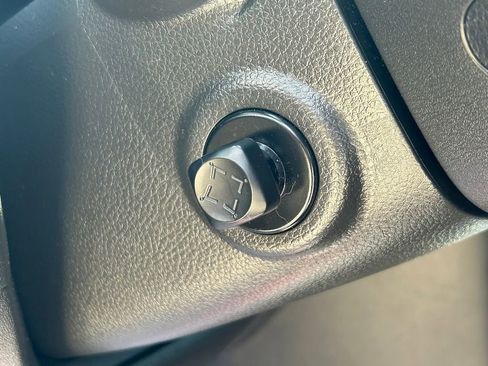 Used 2019 Nissan Armada SL w/ Premium Package RWD image 33