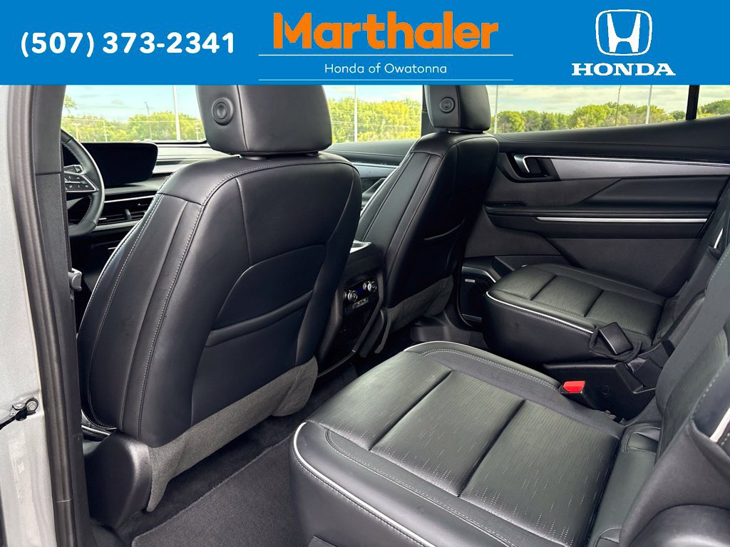 Used 2026 Buick Enclave Sport Touring AWD/4WD image 14