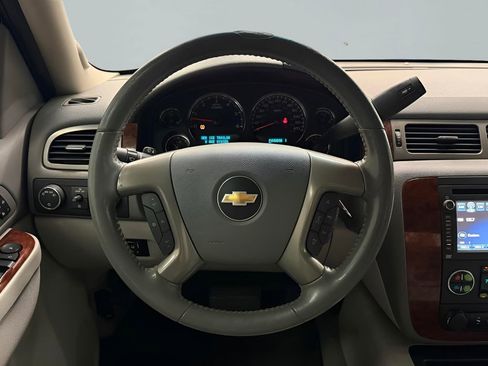 Used 2014 Chevrolet Silverado 2500 LTZ w/ LTZ Plus Package image 13