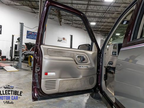 Used 1997 Chevrolet Suburban 2WD w/ Preferred Equipment Group 3 image 45