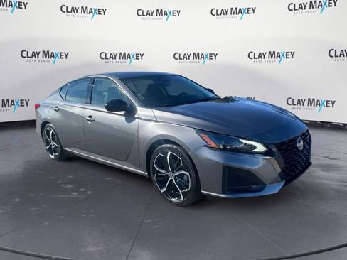 Used 2024 Nissan Altima 2.5 SR image 7