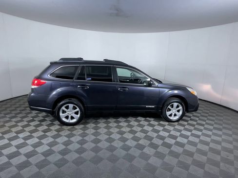 Used 2013 Subaru Outback 2.5i Premium w/ Popular Pkg 1B AWD/4WD image 9