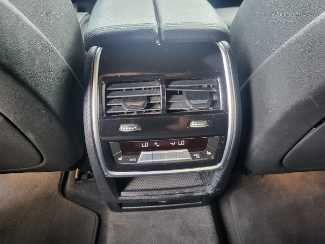 Used 2020 BMW X5 xDrive40i w/ Premium Package AWD/4WD image 22