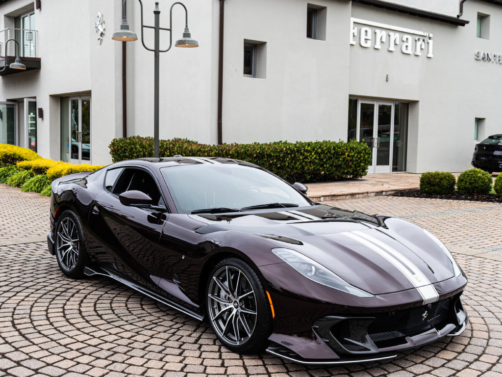 Certified 2023 Ferrari 812 Competizione RWD image 1
