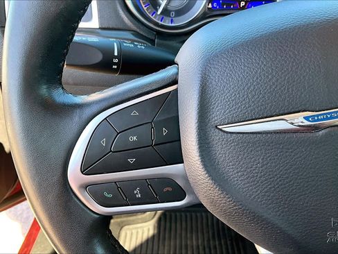 Used 2020 Chrysler 300 Touring w/ Sport Appearance Package image 12