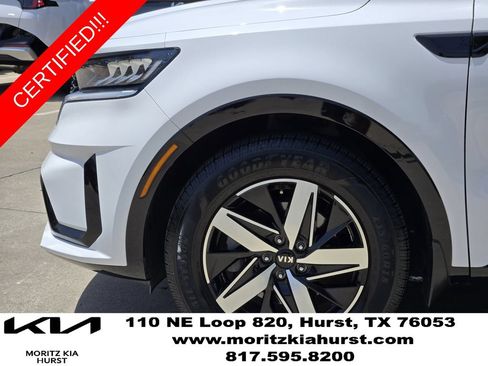 Certified 2021 Kia Sorento S w/ Panoramic Sunroof Package FWD image 14