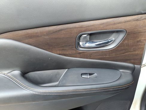 Used 2021 Nissan Murano Platinum w/ Cargo Package image 11