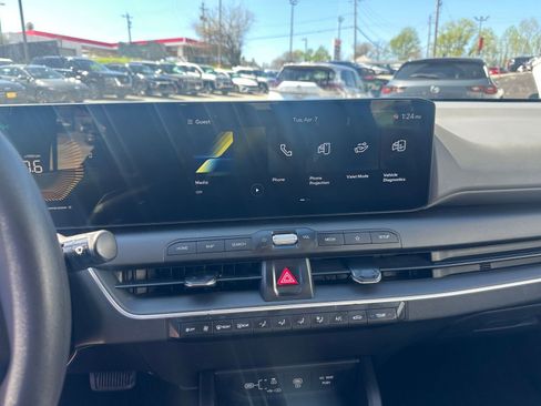 Used 2025 Kia K4 LXS image 20