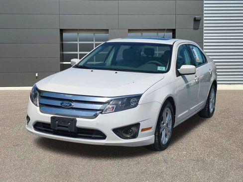 Used 2012 Ford Fusion SE FWD image 3