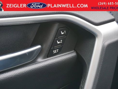 Used 2022 Toyota RAV4 XSE image 32