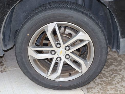 Used 2017 Chevrolet Equinox Premier w/ Enhanced Convenience Package AWD/4WD image 25