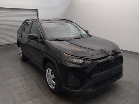 Used 2020 Toyota RAV4 LE image 13