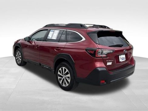 Used 2023 Subaru Outback Premium AWD/4WD image 5