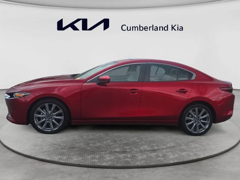 Used 2024 MAZDA MAZDA3 s FWD image 2