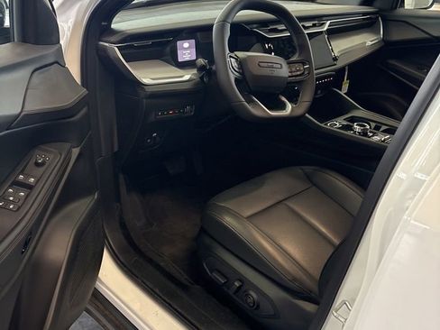 New 2026 Jeep Cherokee Limited image 8