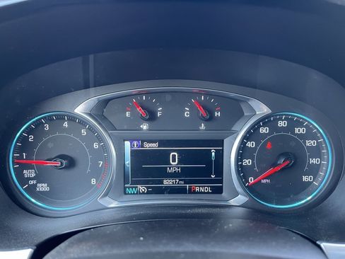 Used 2019 Chevrolet Traverse LT image 9