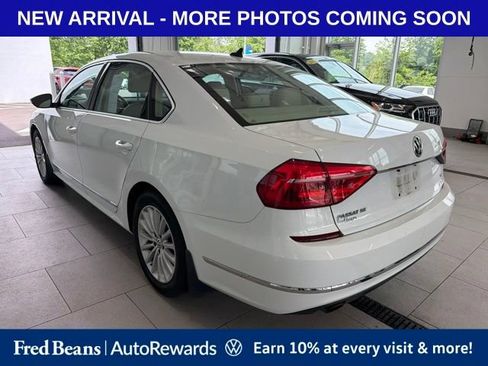 Used 2016 Volkswagen Passat 1.8T SE FWD image 4