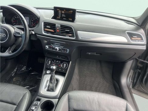 Used 2018 Audi Q3 2.0T Premium w/ Convenience Package AWD/4WD image 10
