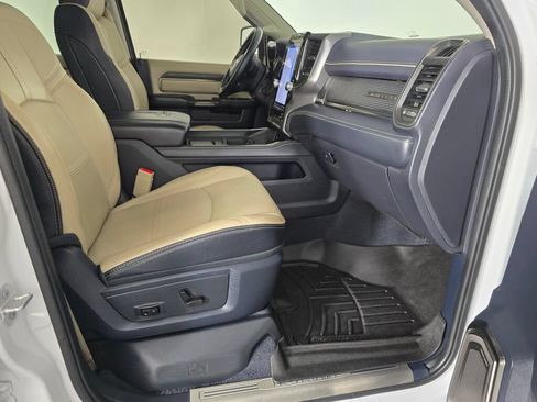 Used 2023 RAM 3500 Limited AWD/4WD image 43
