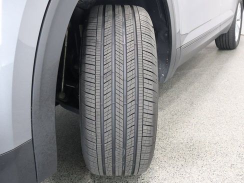 Used 2022 Volkswagen Atlas SE image 4