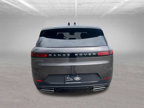 New 2026 Land Rover Range Rover Sport SE AWD/4WD image 4