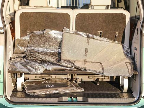 New 2025 Volkswagen ID. Buzz Pro S Plus image 17