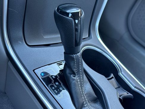 Used 2017 Toyota Camry XLE image 24